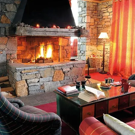 Lagrange Aspen 4*