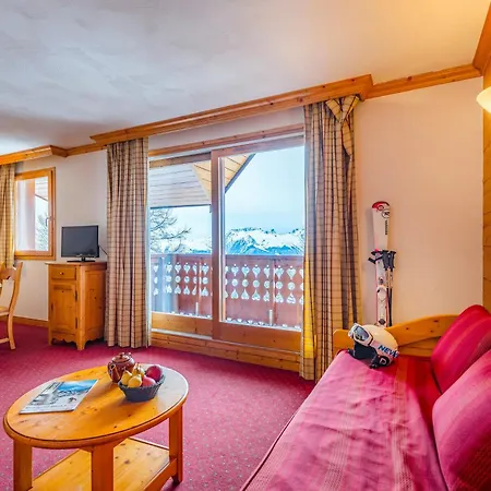 Lagrange Aspen 4*