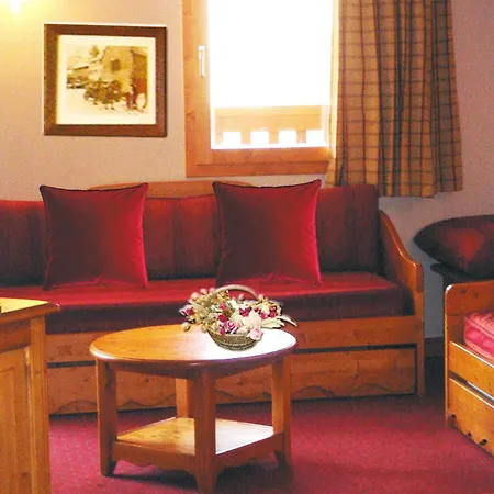 Lagrange Aspen 4*