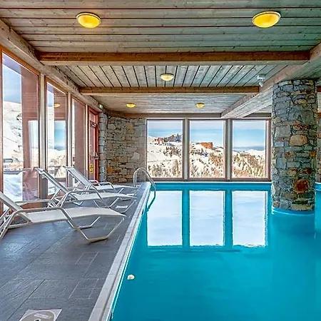Lagrange Aspen 4*